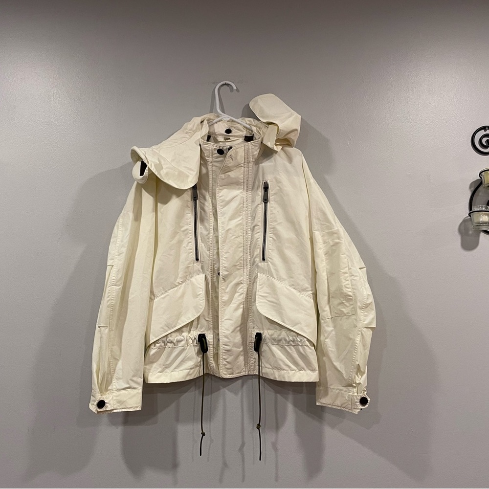 Burberry Nylon Cream Chopped Off Parka EU 48